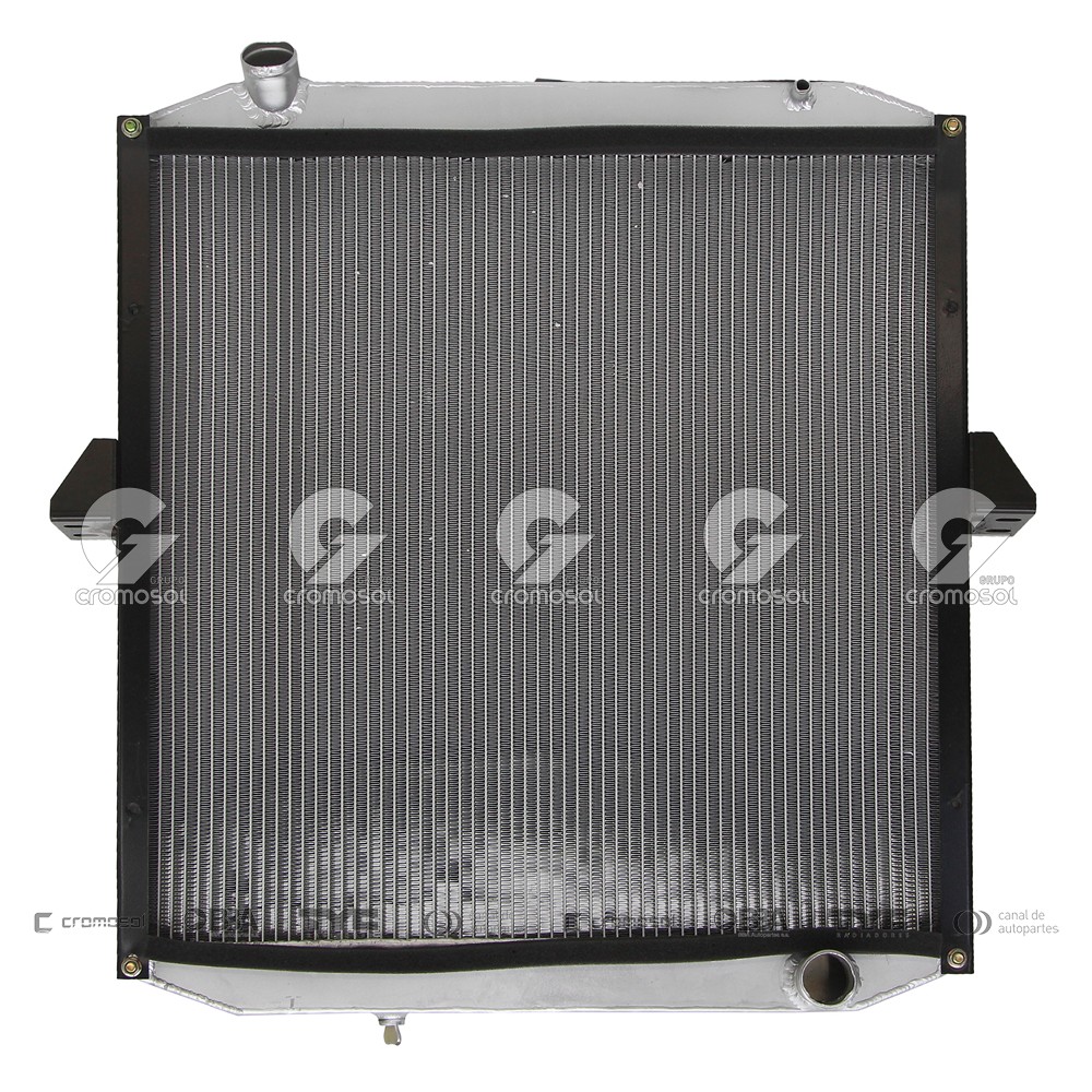 Radiador para Mercedes Benz 2423 B
