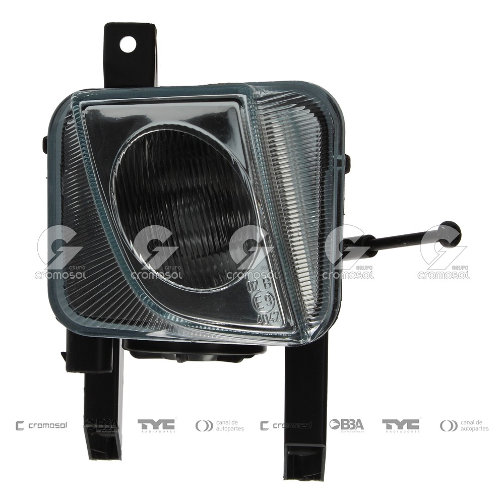 Faro auxiliar para Chevrolet Corsa II 02-11 (Derecho)